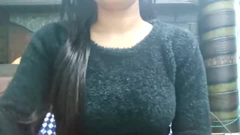 Snapshot of dollmeenu chatting on 10-27-25, 04:55 dollmeenu online show from 10-27-25, 04:55