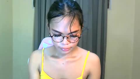 dolly_angel2 online show from 12-06-24, 03:44