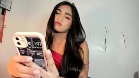 Snapshot of dolly_joana chatting on 03-20-26, 03:28 dolly_joana online show from 03-20-26, 03:28