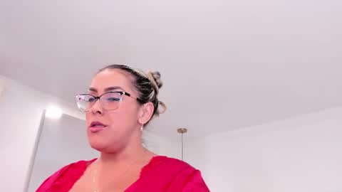 dolly walker online show from 06-21-26, 01:19