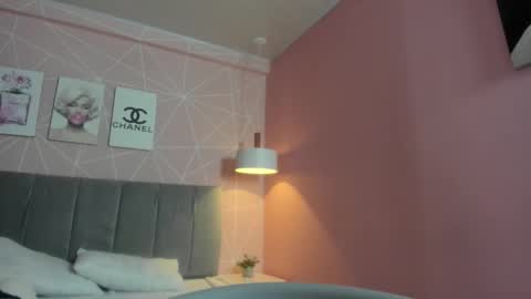 Call me Zoe  online show from 01-08-26, 03:31