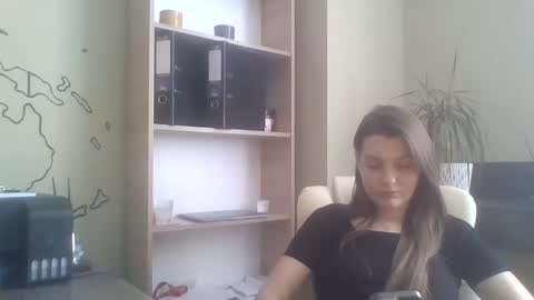 Snapshot of dollyroma chatting on 11-14-25, 09:52 DollyRoma online show from 11-14-25, 09:52