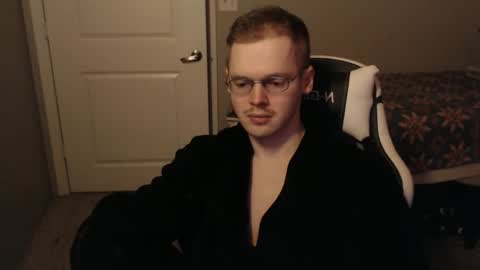 Snapshot of doloresman chatting on 02-22-25, 09:12 doloresman online show from 02-22-25, 09:12