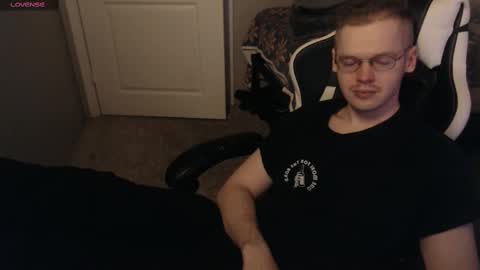 Snapshot of doloresman chatting on 03-06-25, 11:47 doloresman online show from 03-06-25, 11:47