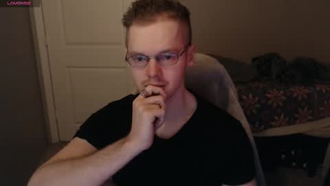 Snapshot of doloresman chatting on 03-11-25, 11:55 doloresman online show from 03-11-25, 11:55