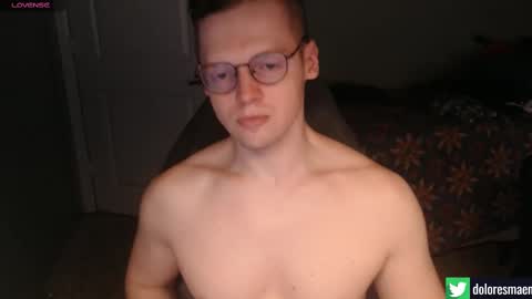 Snapshot of doloresman chatting on 09-30-25, 04:50 doloresman online show from 09-30-25, 04:50