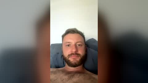 domdomdom1234240937 online show from 07-16-26, 03:29