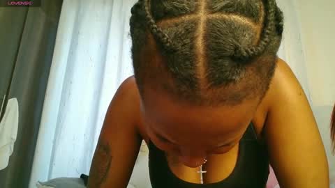 Snapshot of domecesy chatting on 01-06-26, 12:42 Amarie noels online show from 01-06-26, 12:42