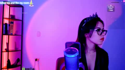 Snapshot of domgiirl chatting on 12-12-24, 03:59 Mistress online show from 12-12-24, 03:59