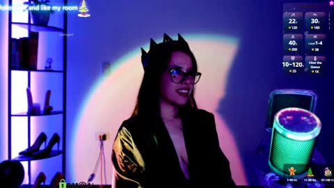 Snapshot of domgiirl chatting on 12-20-24, 03:36 Mistress online show from 12-20-24, 03:36