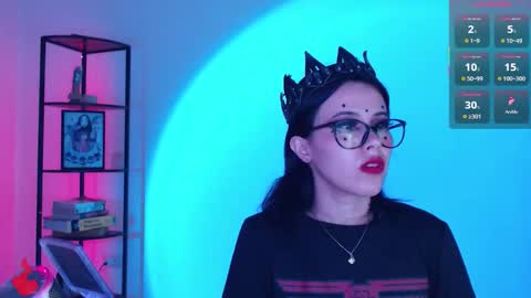 Snapshot of domgiirl chatting on 11-24-25, 04:51 Mistress online show from 11-24-25, 04:51