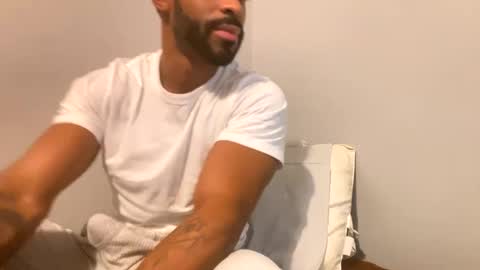 Snapshot of domidick7 chatting on 12-25-24, 03:50 Domi online show from 12-25-24, 03:50