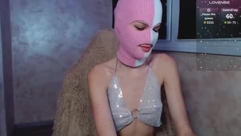 Snapshot of domiiniicana chatting on 09-22-25, 09:39 domiiniicana online show from 09-22-25, 09:39