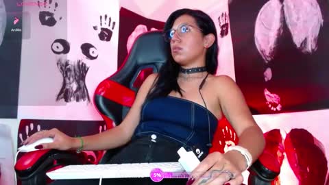 Snapshot of domina_lia chatting on 09-25-25, 02:15 Domina Lia online show from 09-25-25, 02:15
