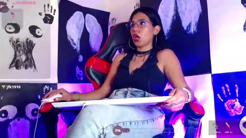 Snapshot of domina_lia chatting on 10-31-25, 03:29 Domina Lia online show from 10-31-25, 03:29