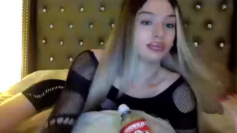 Marissa Rae online show from 10-18-25, 06:26