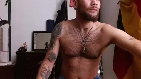 Snapshot of dominantthewolf chatting on 06-11-26, 11:41 Logan - INDEPENDET MODEL online show from 06-11-26, 11:41