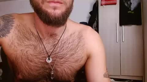 Snapshot of dominantthewolf chatting on 07-11-26, 02:31 Logan - INDEPENDET MODEL online show from 07-11-26, 02:31