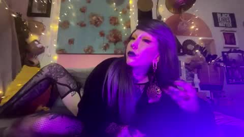 Snapshot of dominatrixmars chatting on 12-28-24, 12:26 Dominatrix Esther Mars online show from 12-28-24, 12:26
