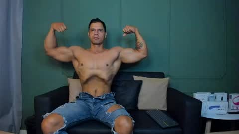 Dominc berry online show from 04-22-26, 12:07