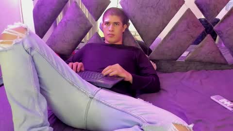 DOMI online show from 03-16-26, 05:44