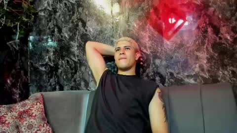 DOMI online show from 05-12-26, 06:49