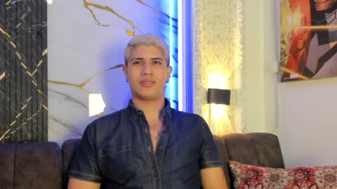 DOMI online show from 05-15-26, 02:07