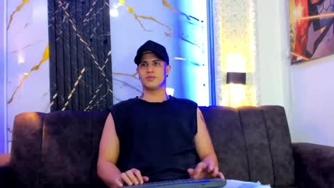 DOMI online show from 05-24-26, 03:22