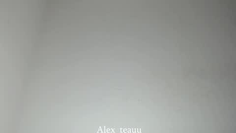 Snapshot of dominic_donnovan chatting on 01-15-26, 05:12 DOMI online show from 01-15-26, 05:12