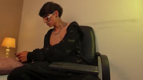 Dominic foox online show from 02-21-26, 04:41