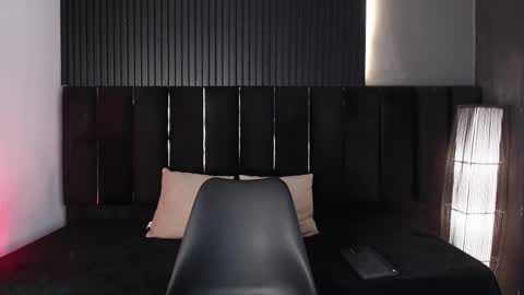 Dominic online show from 11-22-25, 10:42