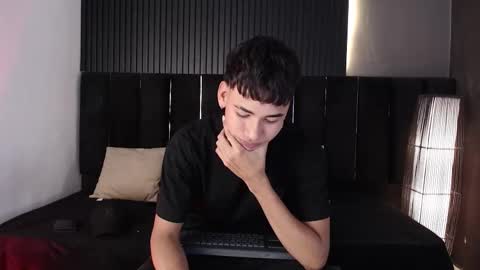 Dominic online show from 11-30-25, 09:30