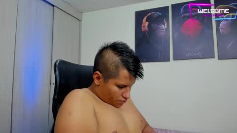 Snapshot of dominic_silva chatting on 12-06-24, 02:02 Dominic online show from 12-06-24, 02:02