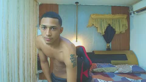 dominic_smith_ online show from 04-04-26, 05:49