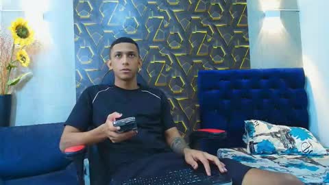 Snapshot of dominic_smith_ chatting on 04-25-26, 11:02 dominic_smith_ online show from 04-25-26, 11:02
