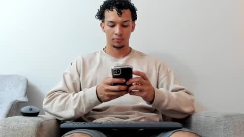 Dominick Star online show from 01-13-25, 04:07