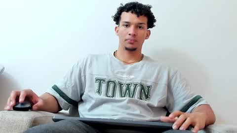 Dominick Star online show from 01-16-25, 03:23