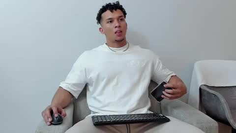 Dominick Star online show from 02-26-25, 03:21