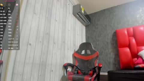 Dominicscott online show from 04-20-26, 12:19