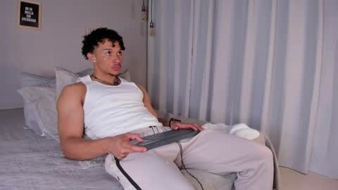 Dominik Drake online show from 04-08-26, 02:06