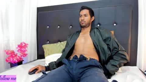 dominikx_ online show from 02-18-26, 12:01