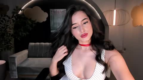 Snapshot of dominiquevega_ chatting on 01-20-25, 08:29 Dominique online show from 01-20-25, 08:29