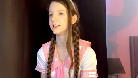 Kira online show from 03-10-26, 07:52