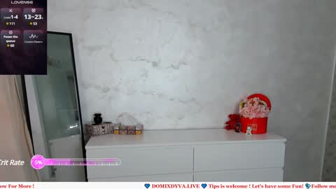 Snapshot of domixdyva chatting on 03-10-25, 03:20 Dyva online show from 03-10-25, 03:20