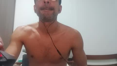 Snapshot of don__chi chatting on 12-12-24, 02:26 don__chi online show from 12-12-24, 02:26