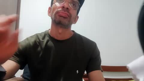 Snapshot of don__chi chatting on 01-11-25, 01:48 don__chi online show from 01-11-25, 01:48