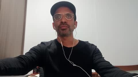 Snapshot of don__chi chatting on 02-22-25, 01:22 don__chi online show from 02-22-25, 01:22