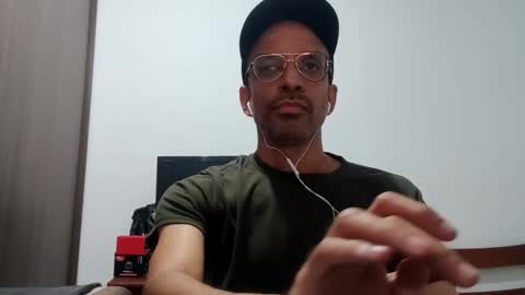 Snapshot of don__chi chatting on 02-23-25, 12:30 don__chi online show from 02-23-25, 12:30