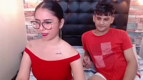 Snapshot of dona_and_carl2 chatting on 10-21-25, 11:38 DONA Y CARL online show from 10-21-25, 11:38