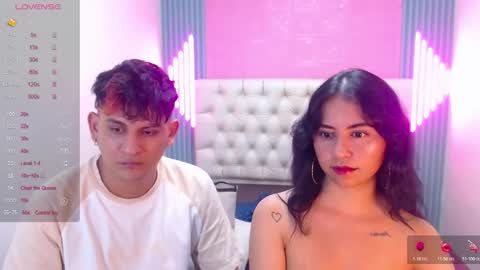 Snapshot of dona_and_carl2 chatting on 12-04-25, 05:32 DONA Y CARL online show from 12-04-25, 05:32